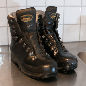 Kängor tvättade utan snören