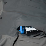 1-liters Nalgene flaska i bröstfickan